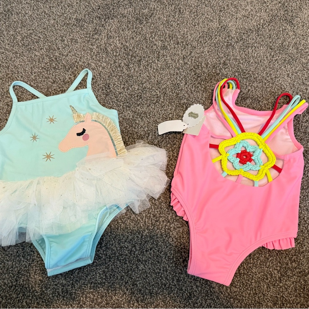 Mud Pie swims 12-18m